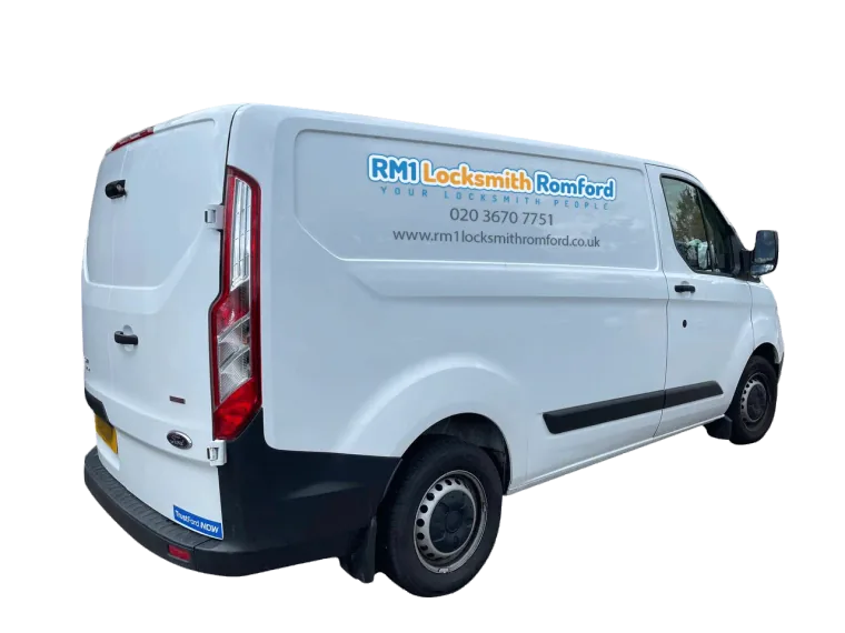 RM1 Locksmith Romford van